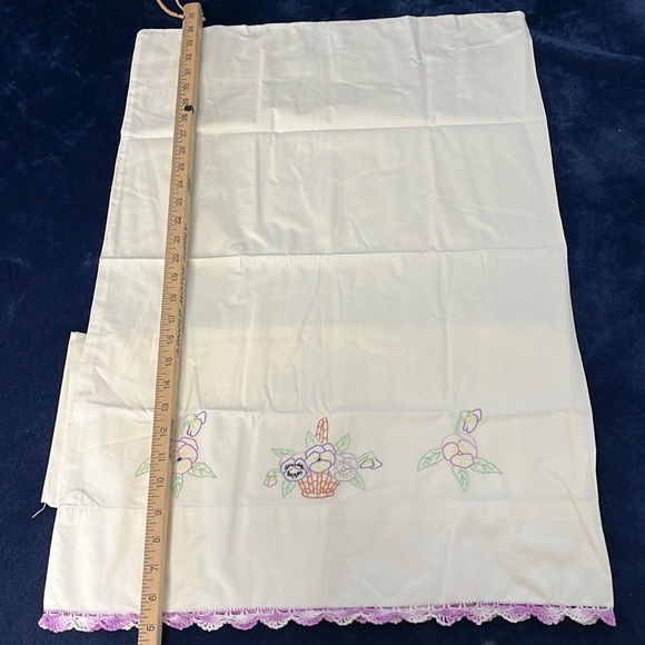 Embroidered Pillowcase Set - Picture 3 of 3